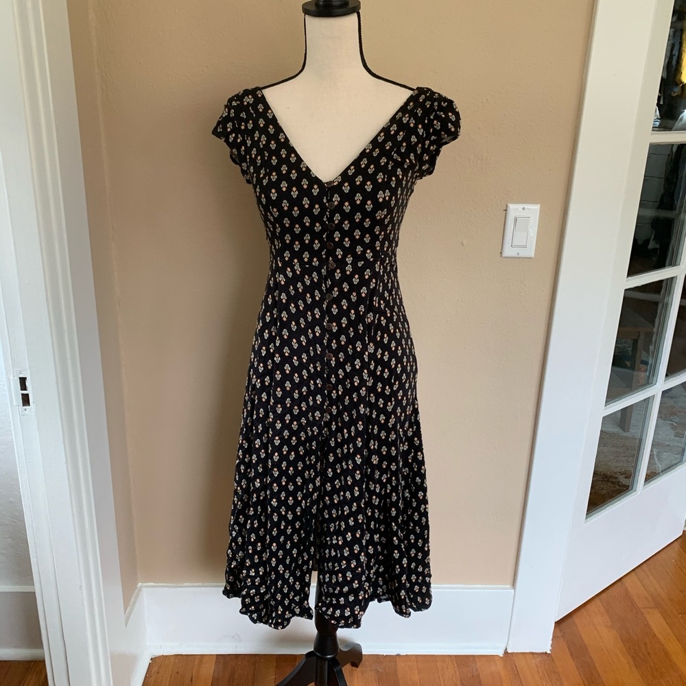 Urban Outfitters Midi Floral dress